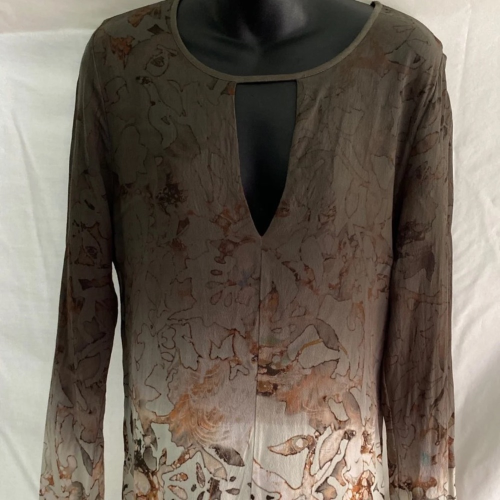 Flowers of Romance long sleeve top Size Small